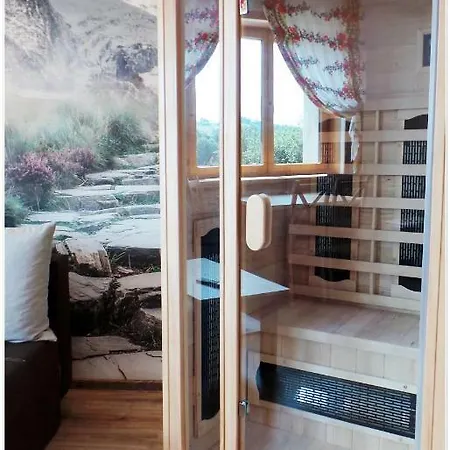 Vista & Sauna شقة زاكوباني